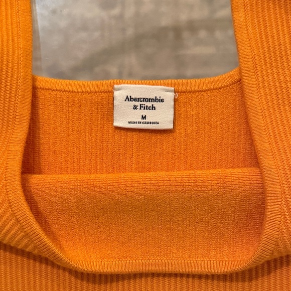 Abercrombie & Fitch Melon Orange Ribbed Sweater Crop Top - Picture 2 of 3